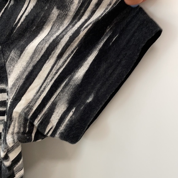 Alternative T shirt - Picture 3 of 9